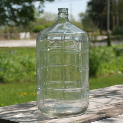 Italian 6 Gallon Glass Carboy